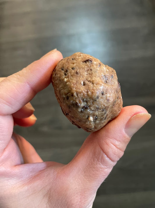 Chocolate chip almond butter balls
